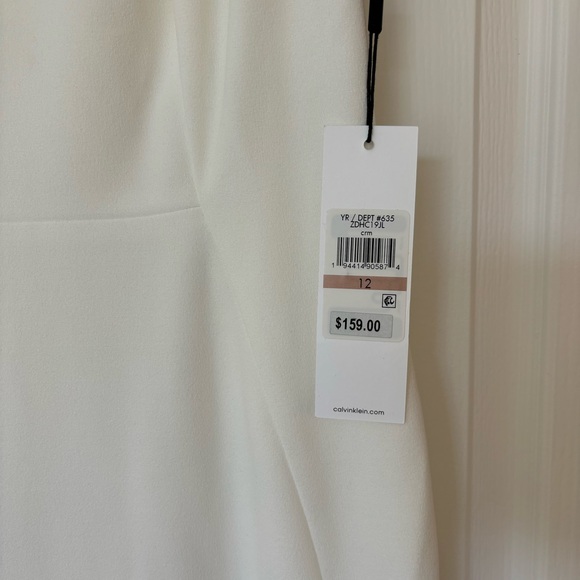 Calvin Klein | BNWT Tulip Sleeve Off-White Sheath Dress - Size 12 - Picture 8 of 10